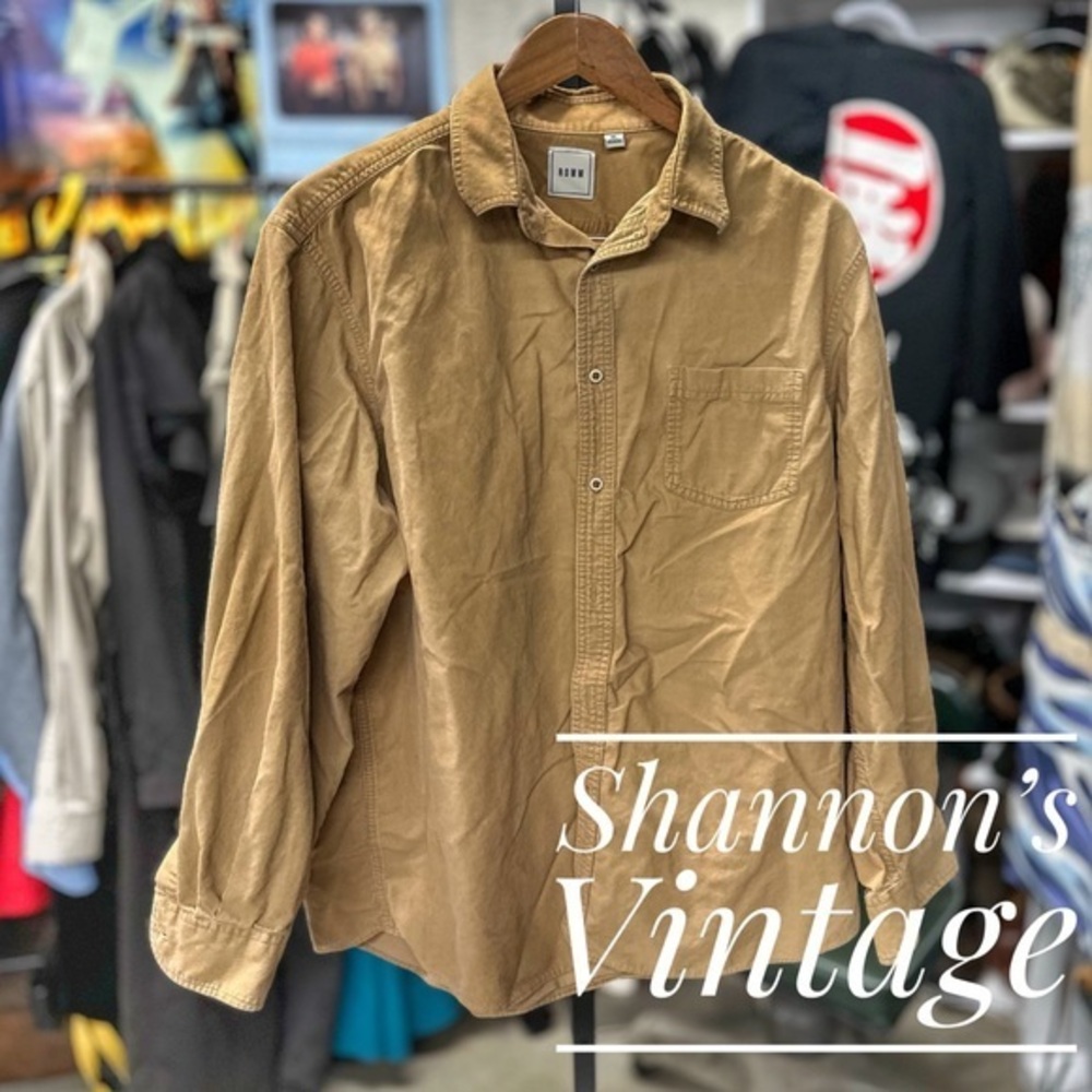 ROWM Corduroy Sz XL Button Up Shirt A23
